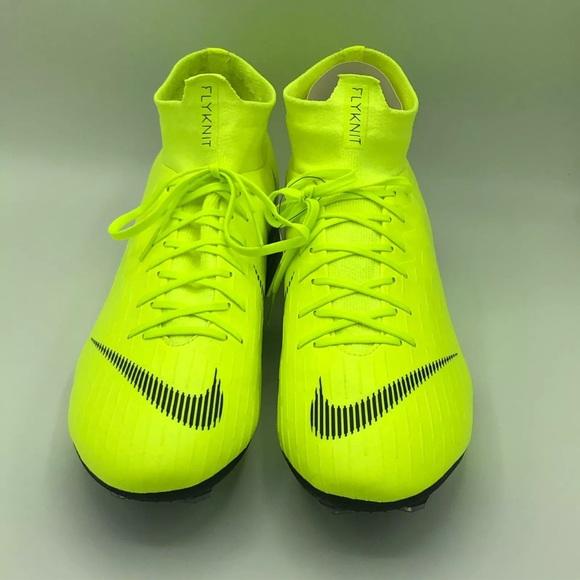 Nike soccer cleats for sale - Picture 2 of 8